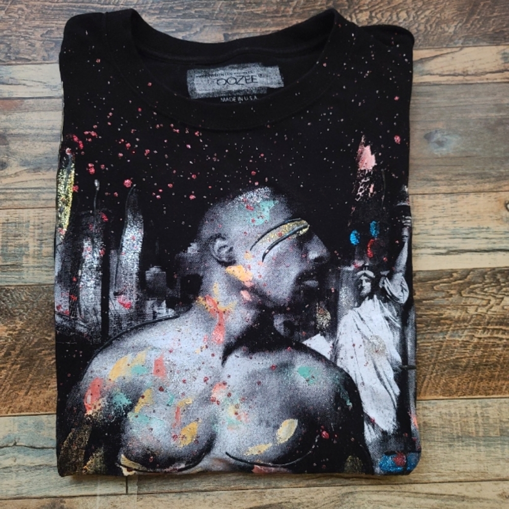 Tupac Men’s Oozee Custom Painted Exclusive Unique T-shirt Size Large